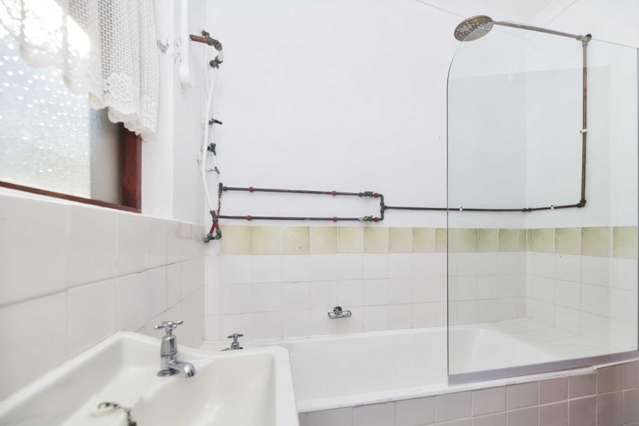 4 Bedroom Property for Sale in Westcliff Western Cape